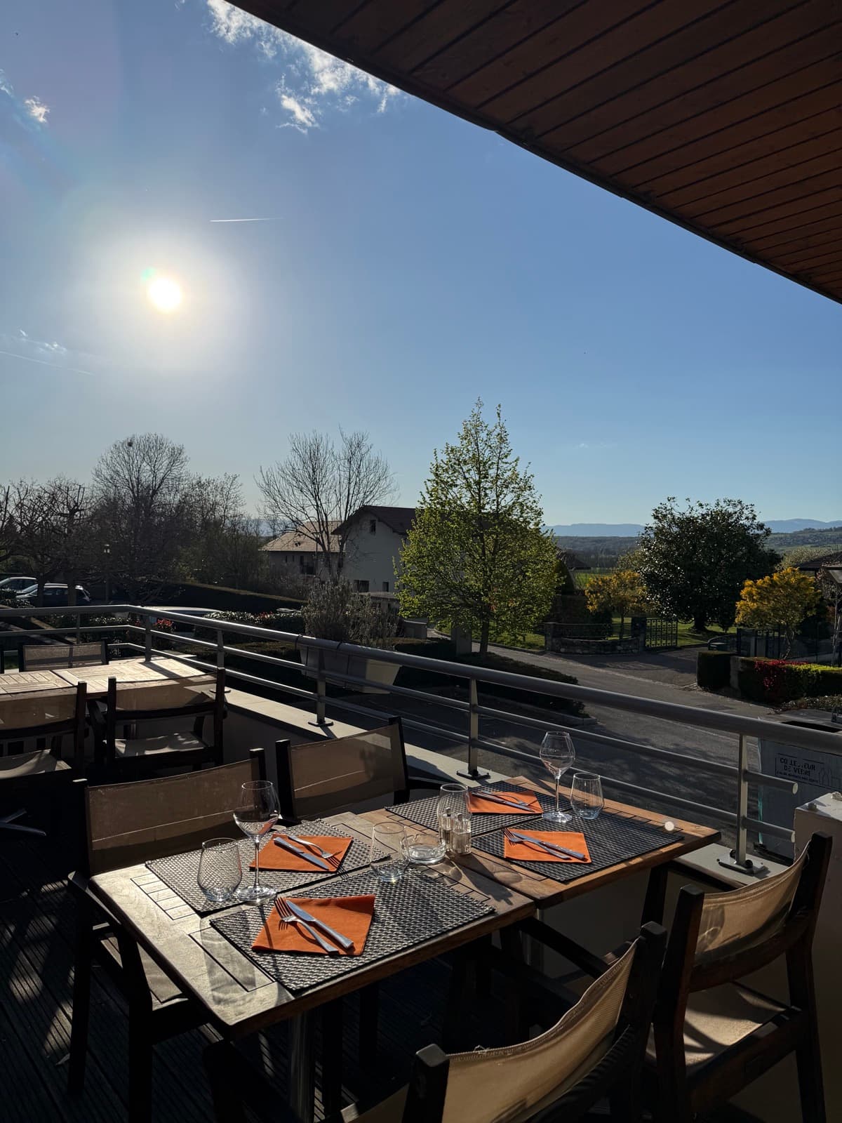 Vue extérieure & parasols